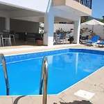 Only 50m To The Sea, Sleeps 12, Polis Villa