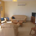 Villa Only 50m To The Sea, Sleeps 12, Polis *