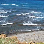 Only 50m To The Sea, Sleeps 12, Polis *