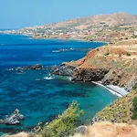 Only 50m To The Sea, Sleeps 12, Polis Pomos