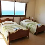 Only 50m To The Sea, Sleeps 12, Polis Villa *