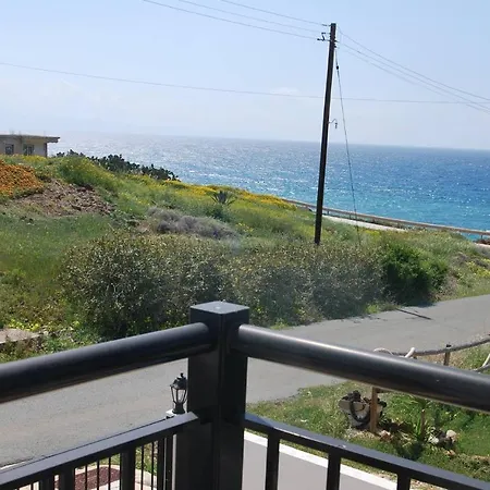 Only 50m To The Sea, Sleeps 12, Polis * Pomos