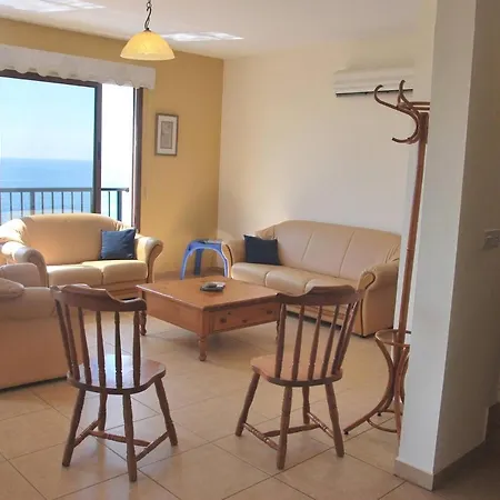 Villa Only 50m To The Sea, Sleeps 12, Polis *