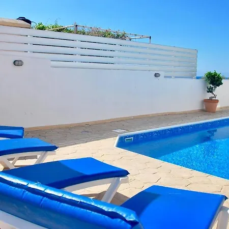Villa Only 50m To The Sea, Sleeps 12, Polis