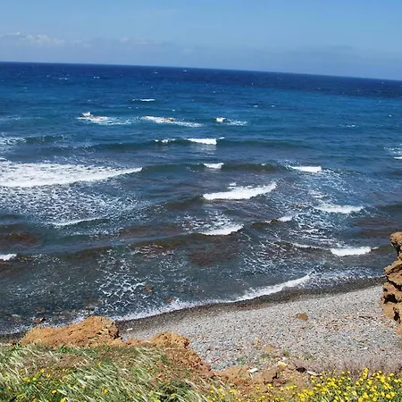 Only 50m To The Sea, Sleeps 12, Polis Villa *